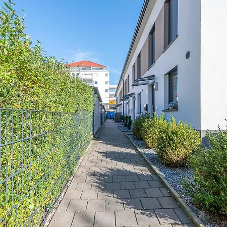 Haus In Laatzen 900 Meter Zum Messegelände Id-43 Hotel Hannover