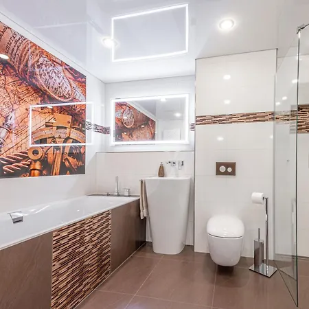Haus In Laatzen 900 Meter Zum Messegelaende Id-43 Hotel *